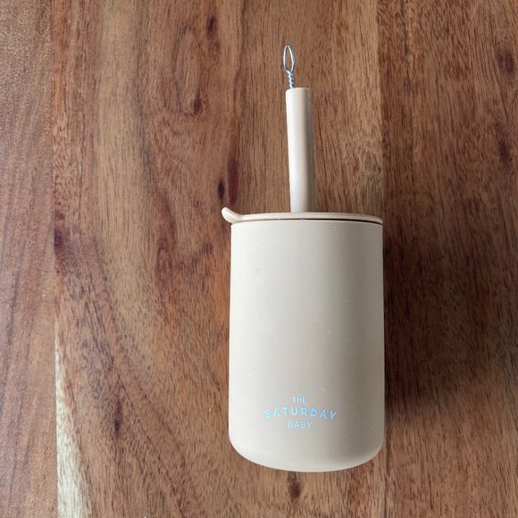 The Saturday Baby Silicone Bib and Cup - Picture 4 of 5